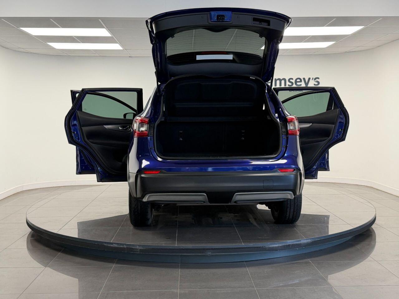 Used Nissan Qashqai 2018 for sale - 76701979: Photo 32