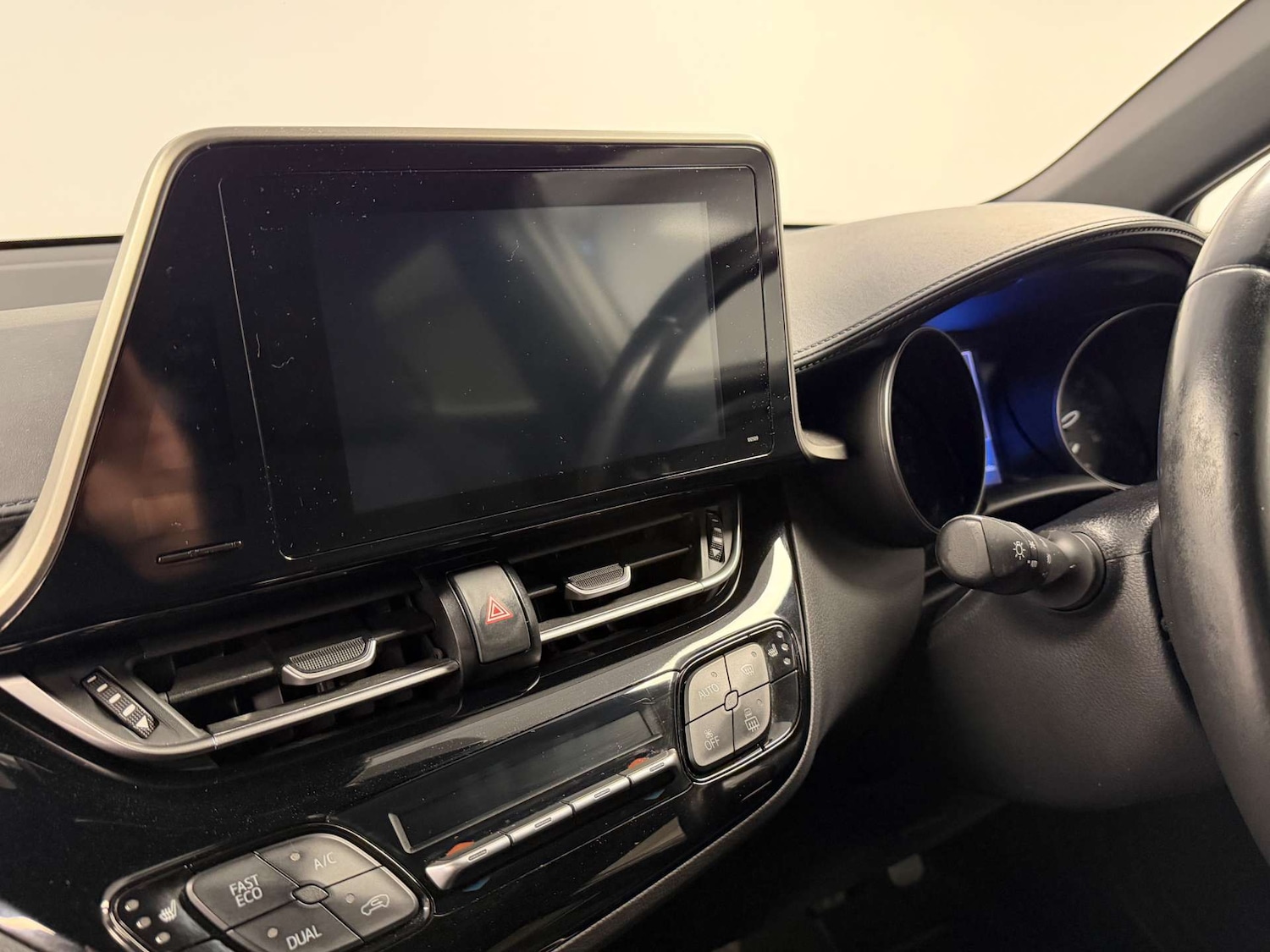 Used Toyota C-HR 2018 for sale - 77506005: Photo 16