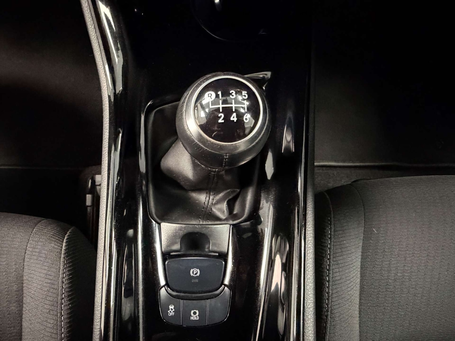 Used Toyota C-HR 2018 for sale - 77506005: Photo 20