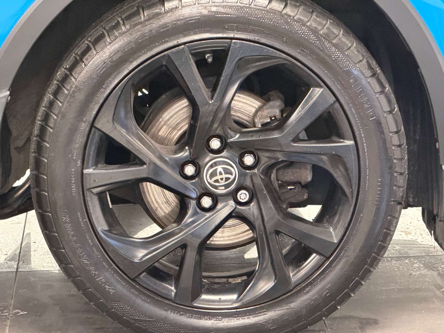 Used Toyota C-HR 2018 for sale - 77506005: Photo 27