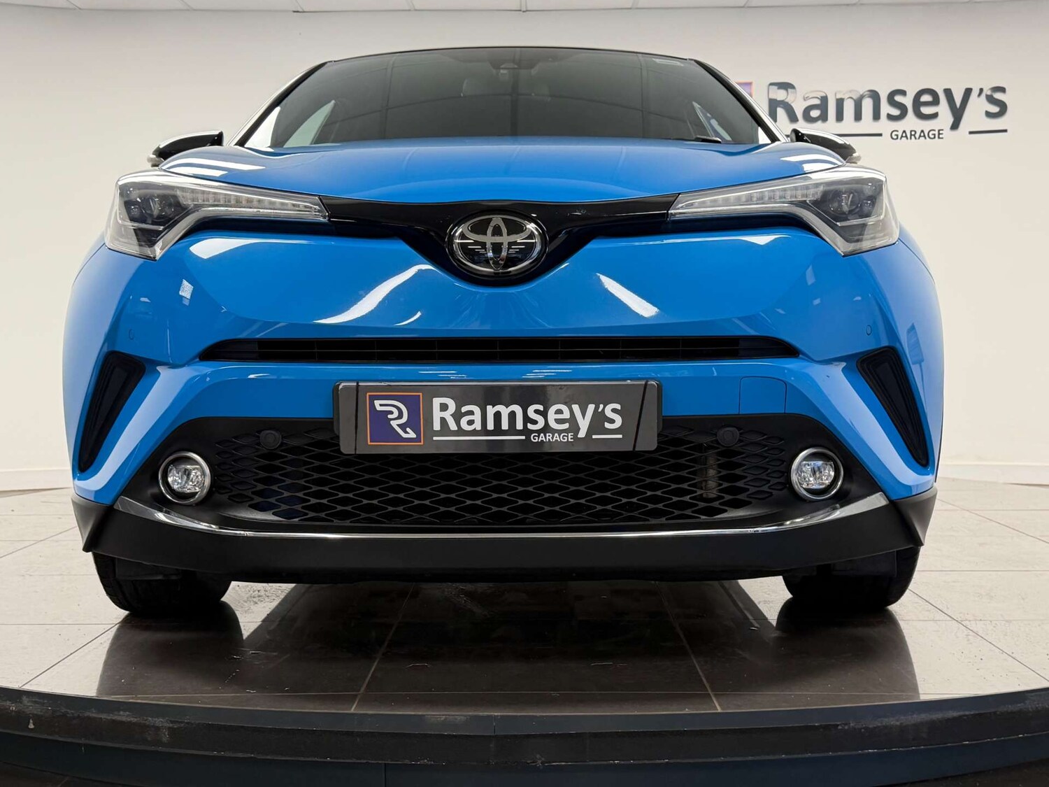 Used Toyota C-HR 2018 for sale - 77506005: Photo 38