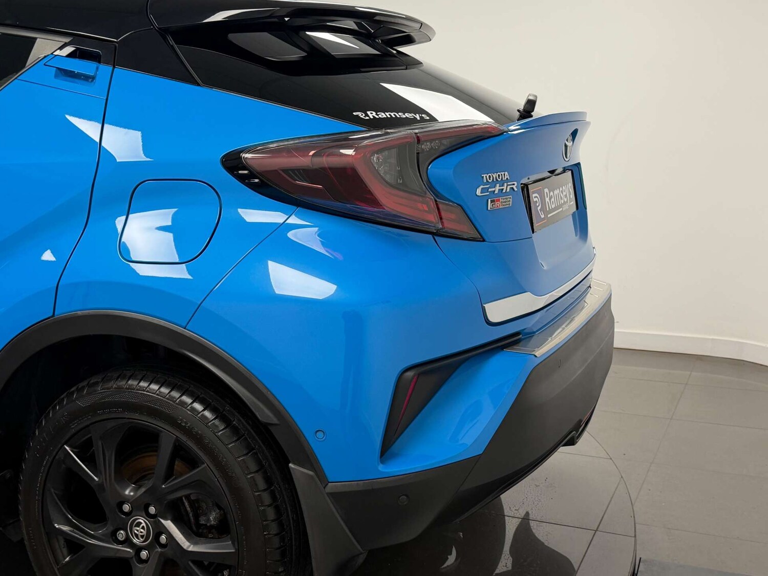 Used Toyota C-HR 2018 for sale - 77506005: Photo 39