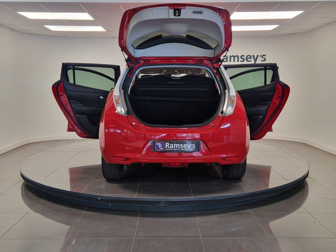 Used Nissan Leaf 2017 for sale - 76561939: Photo 24