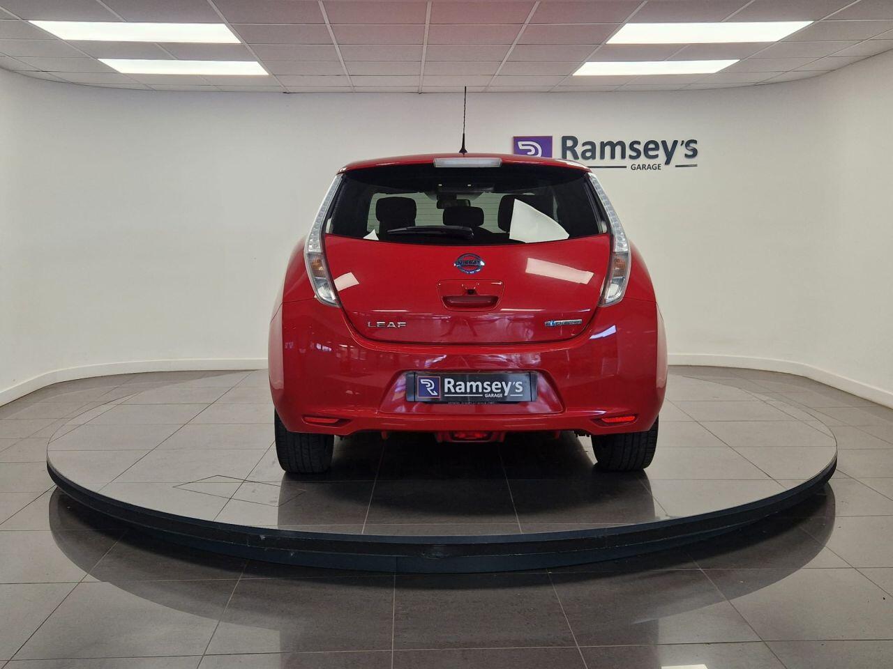 Used Nissan Leaf 2017 for sale - 76561939: Photo 5