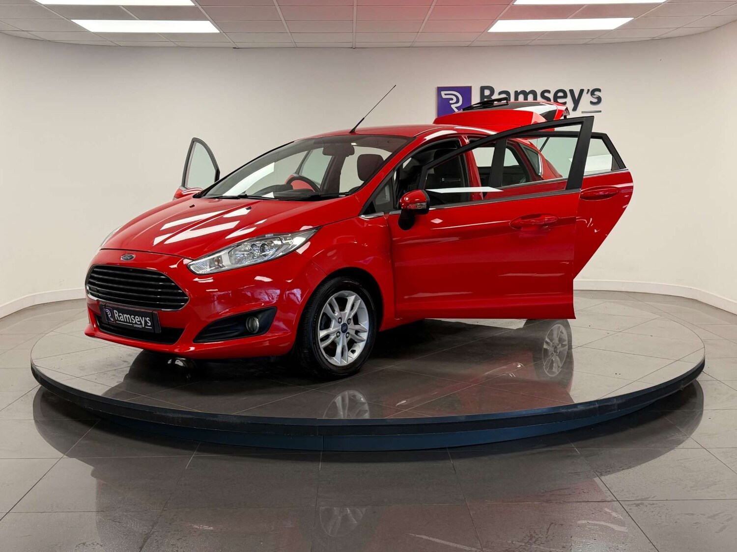 Used Ford Fiesta 2014 for sale - 77506002: Photo 28