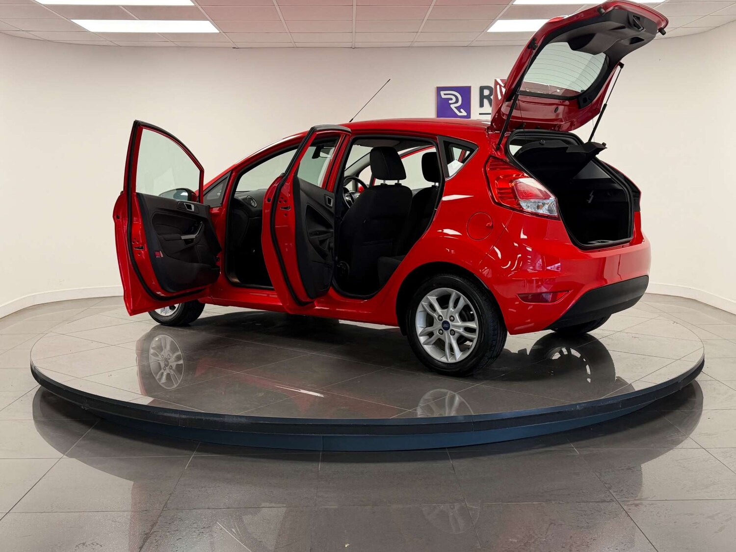 Used Ford Fiesta 2014 for sale - 77506002: Photo 30