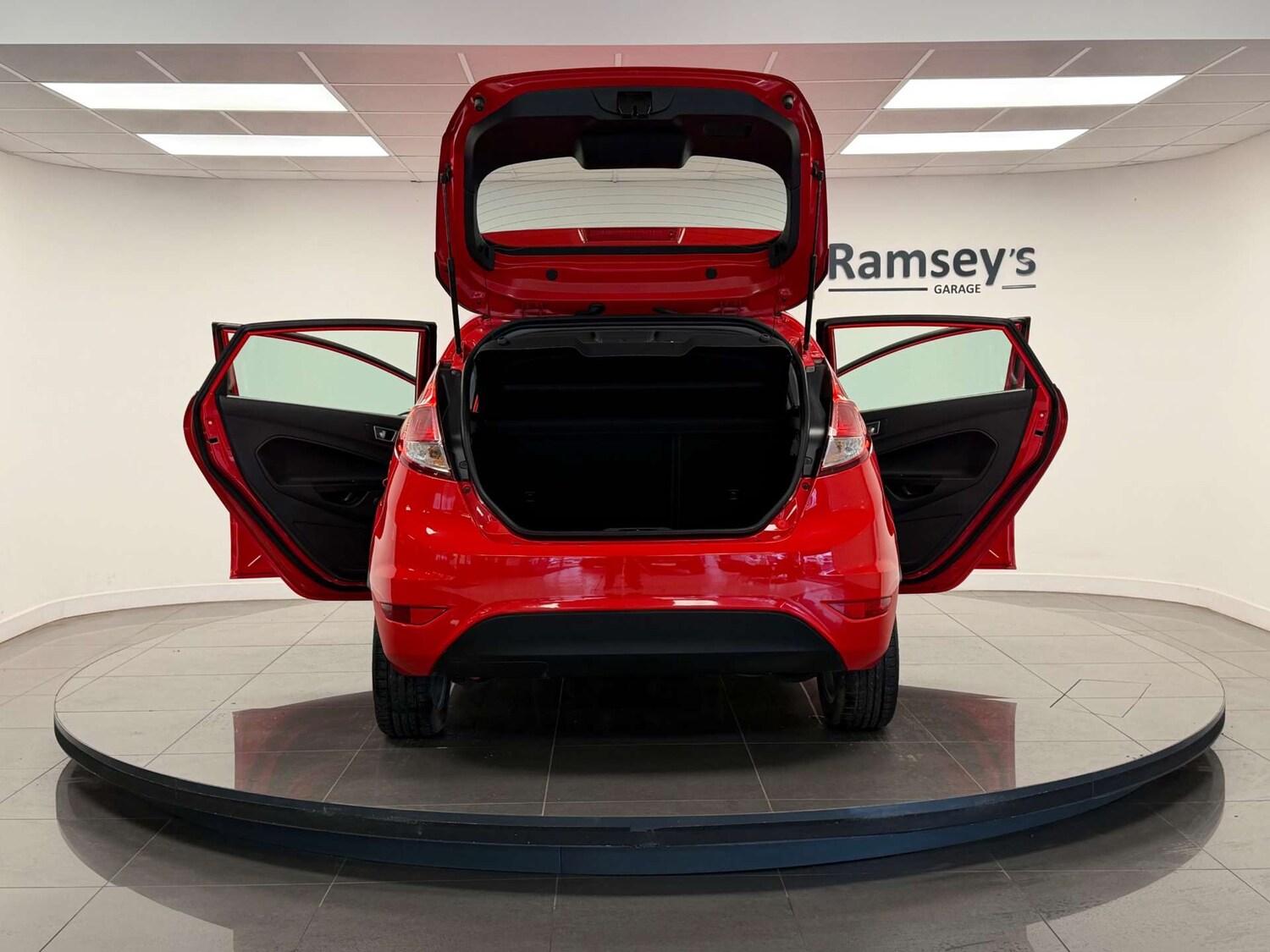 Used Ford Fiesta 2014 for sale - 77506002: Photo 31