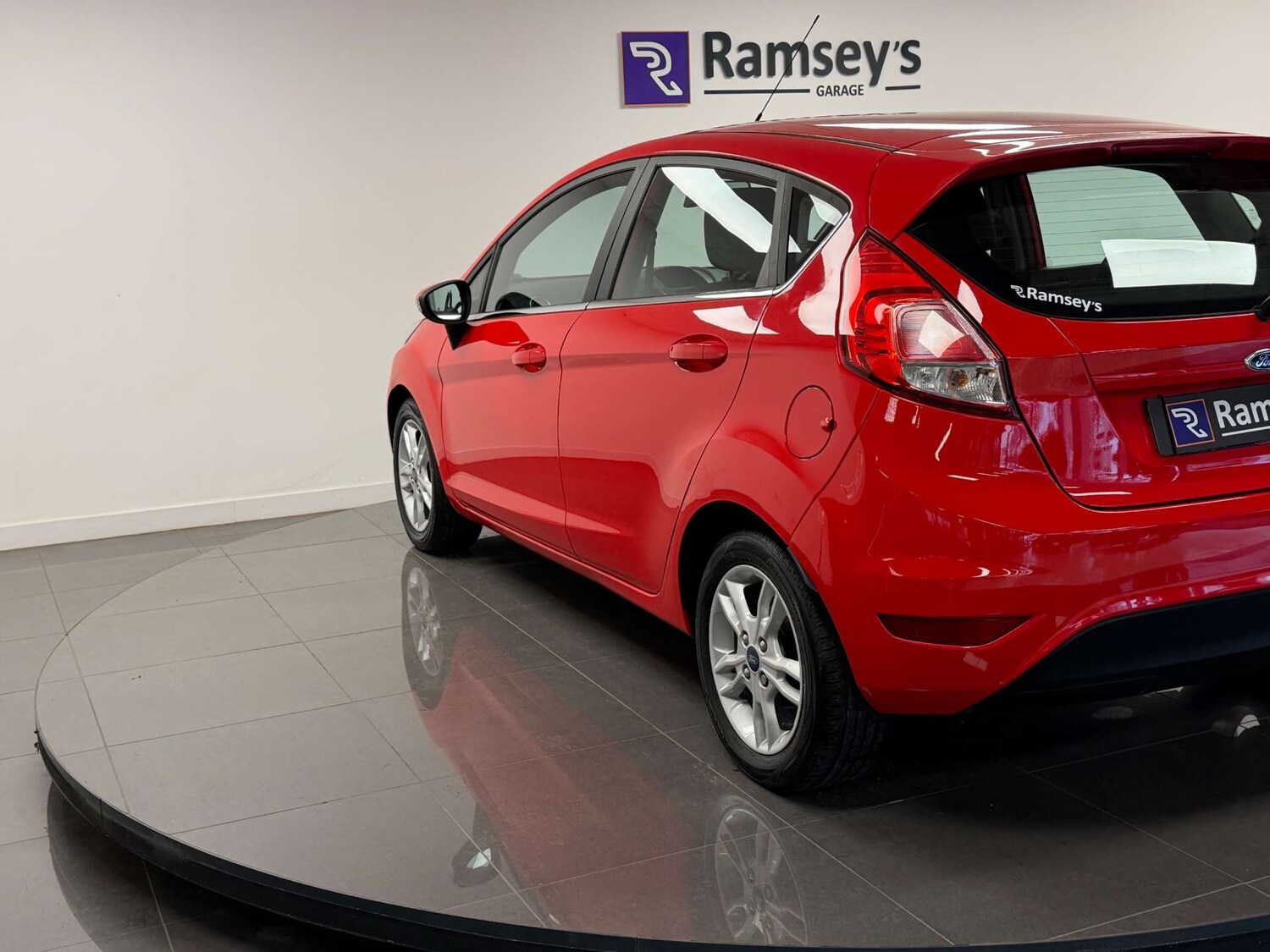 Used Ford Fiesta 2014 for sale - 77506002: Photo 34