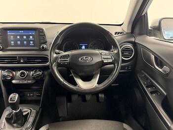 Used Hyundai KONA 2018 for sale - 76561711: Photo