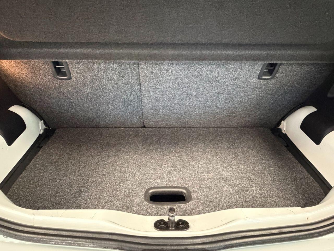 Used Volkswagen up! 2016 for sale - 77131998: Photo 13