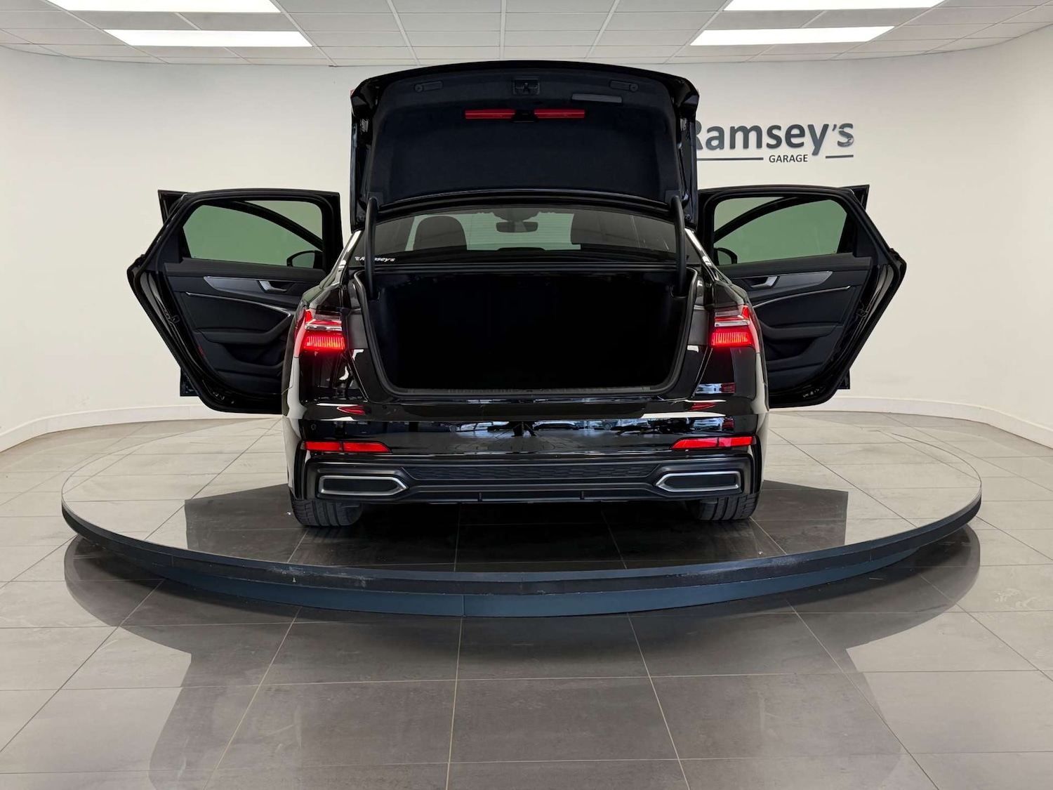 Used Audi A6 2023 for sale - 77762396: Photo 32