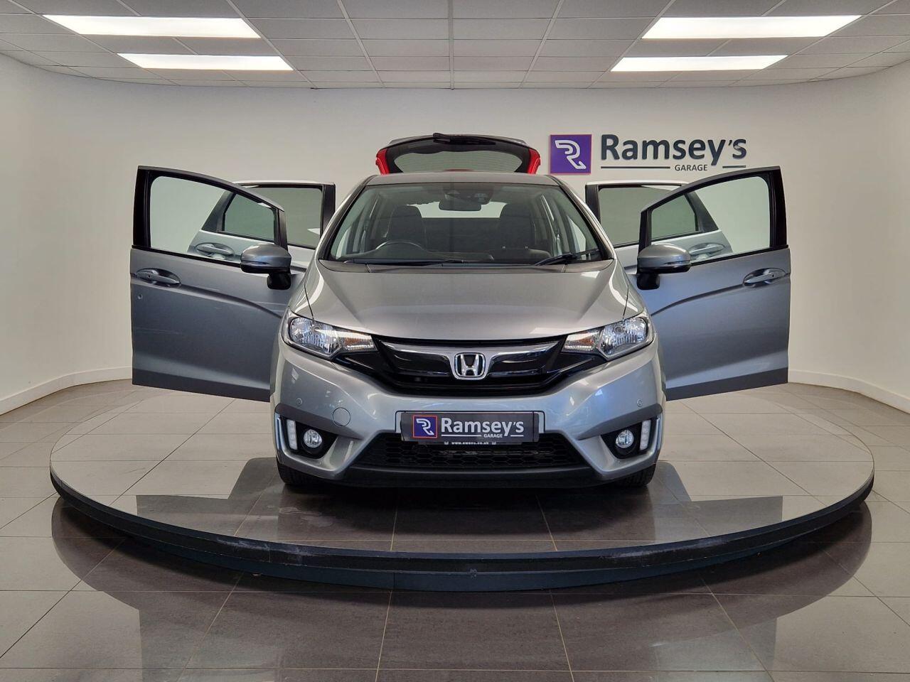 Used Honda Jazz 2016 for sale - 76560955: Photo 34