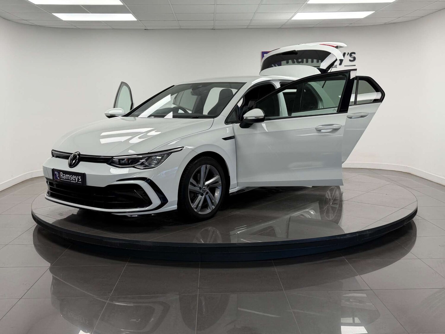 Used Volkswagen Golf 2021 for sale - 77506007: Photo 29