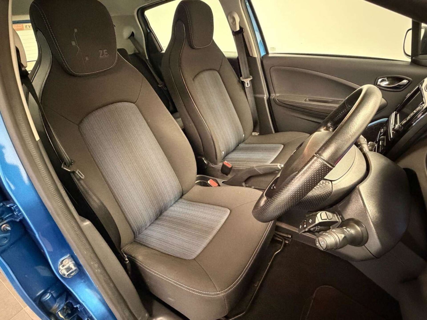 Used Renault Zoe 2018 for sale - 77505991: Photo 3