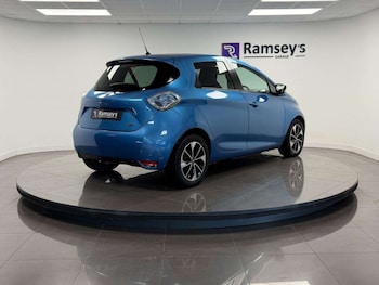 Used Renault Zoe 2018 for sale - 77505991: Photo