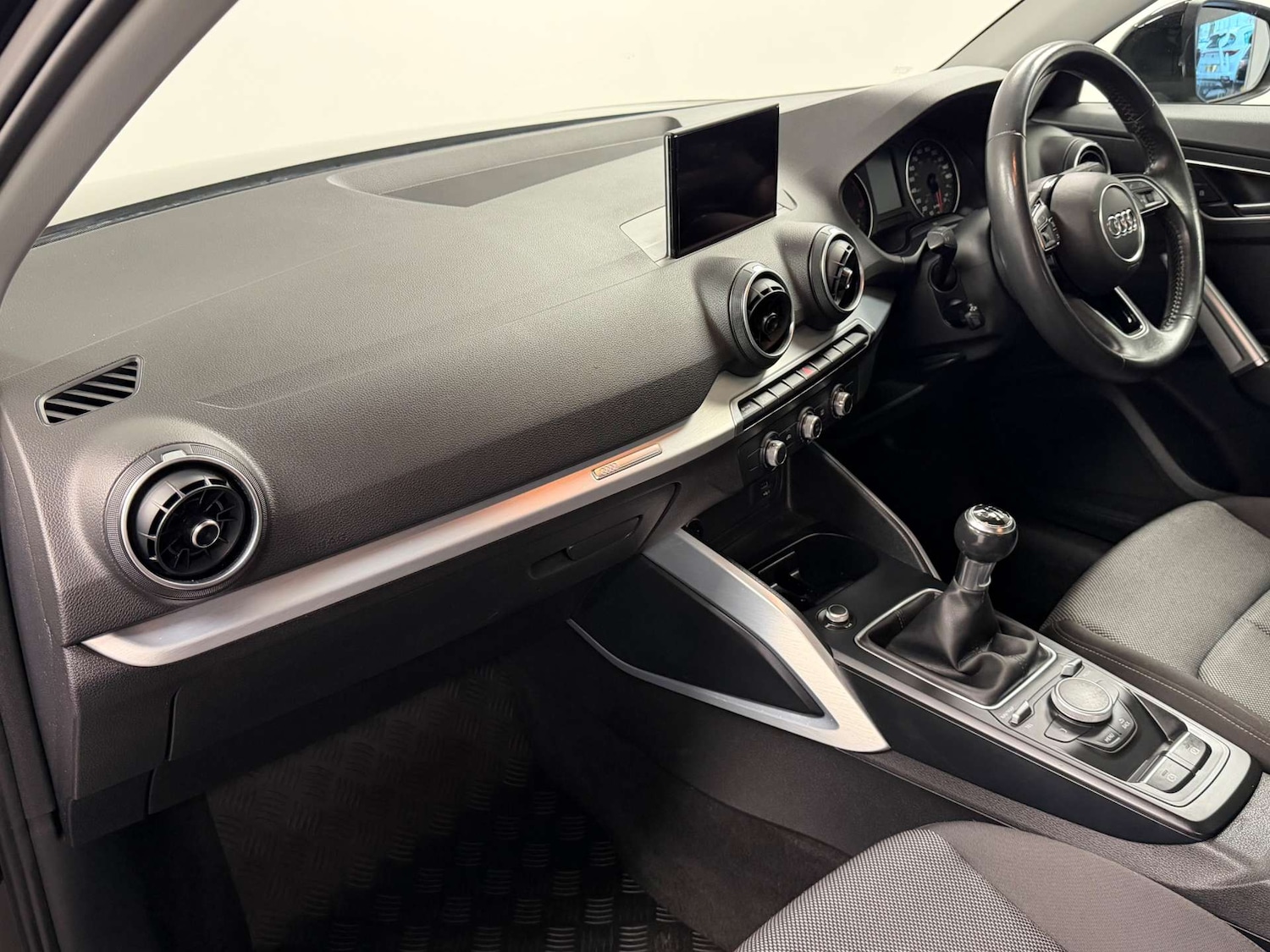 Used Audi Q2 2018 for sale - 77829937: Photo 10