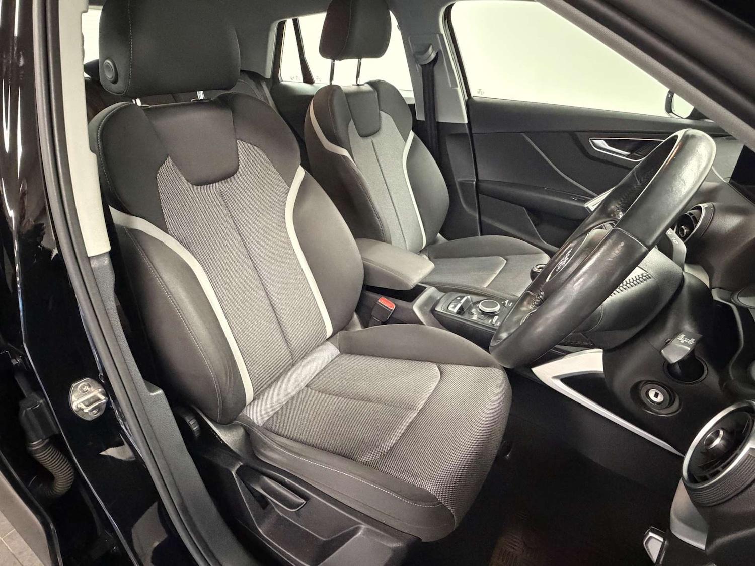 Used Audi Q2 2018 for sale - 77829937: Photo 3