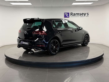 Used Volkswagen Golf 2019 for sale - 77578924: Photo