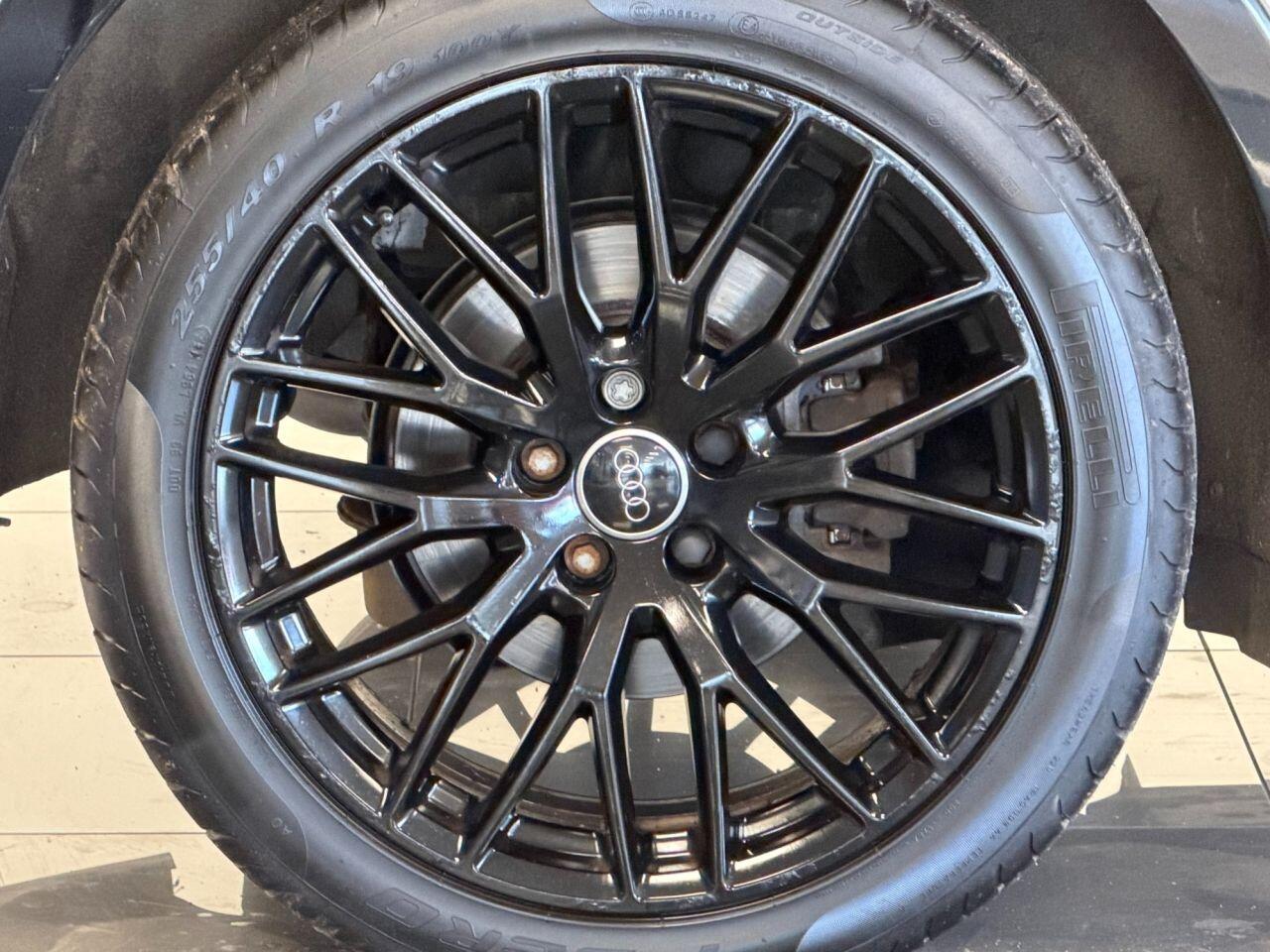 Used Audi Q3 2017 for sale - 76701609: Photo 27