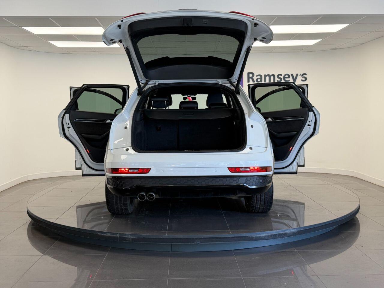 Used Audi Q3 2017 for sale - 76701609: Photo 29