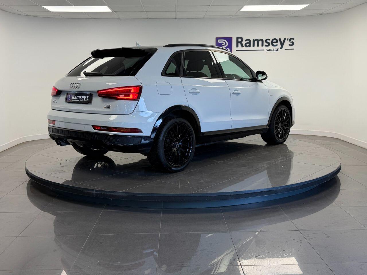 Used Audi Q3 2017 for sale - 76701609: Photo 4