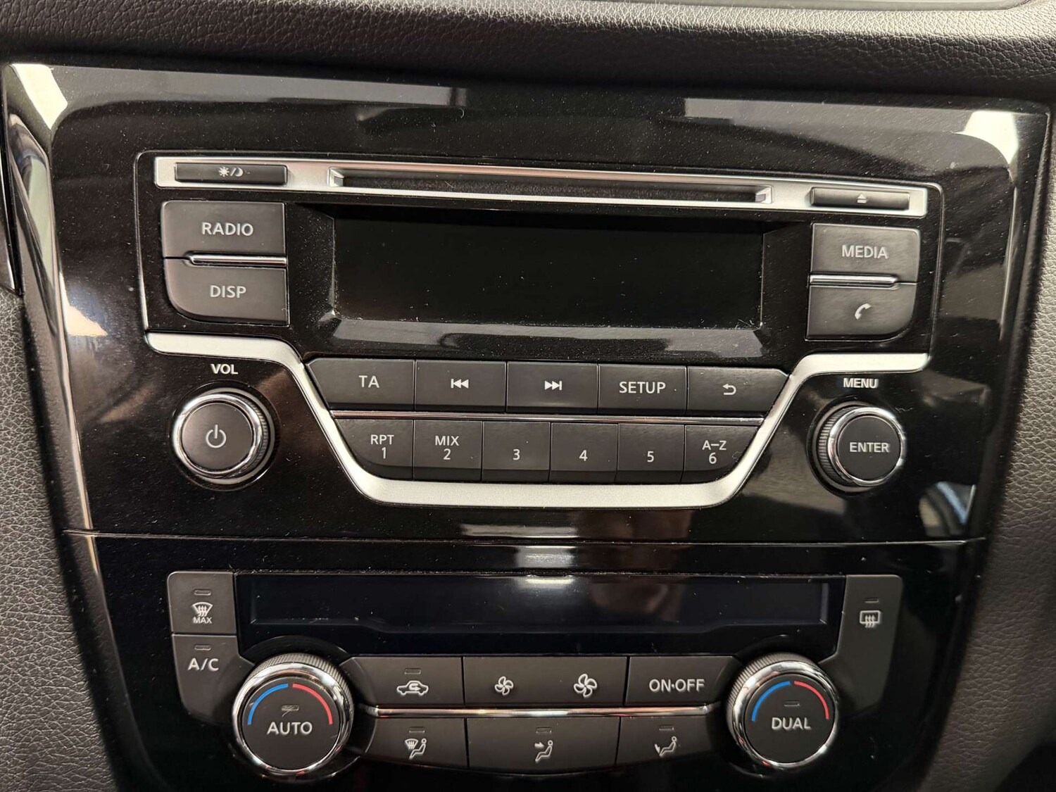 Used Nissan Qashqai 2017 for sale - 77506000: Photo 17