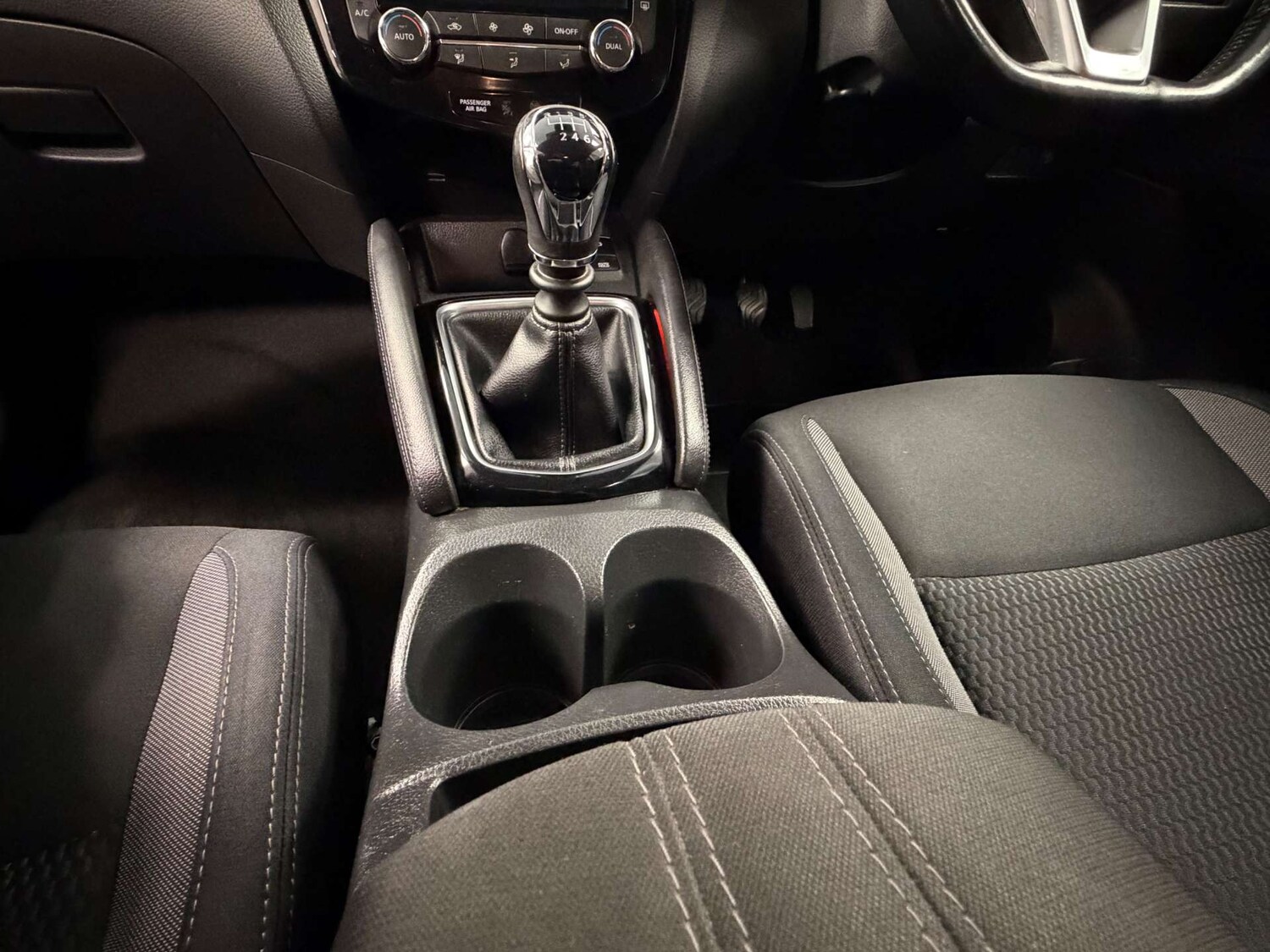 Used Nissan Qashqai 2017 for sale - 77506000: Photo 18