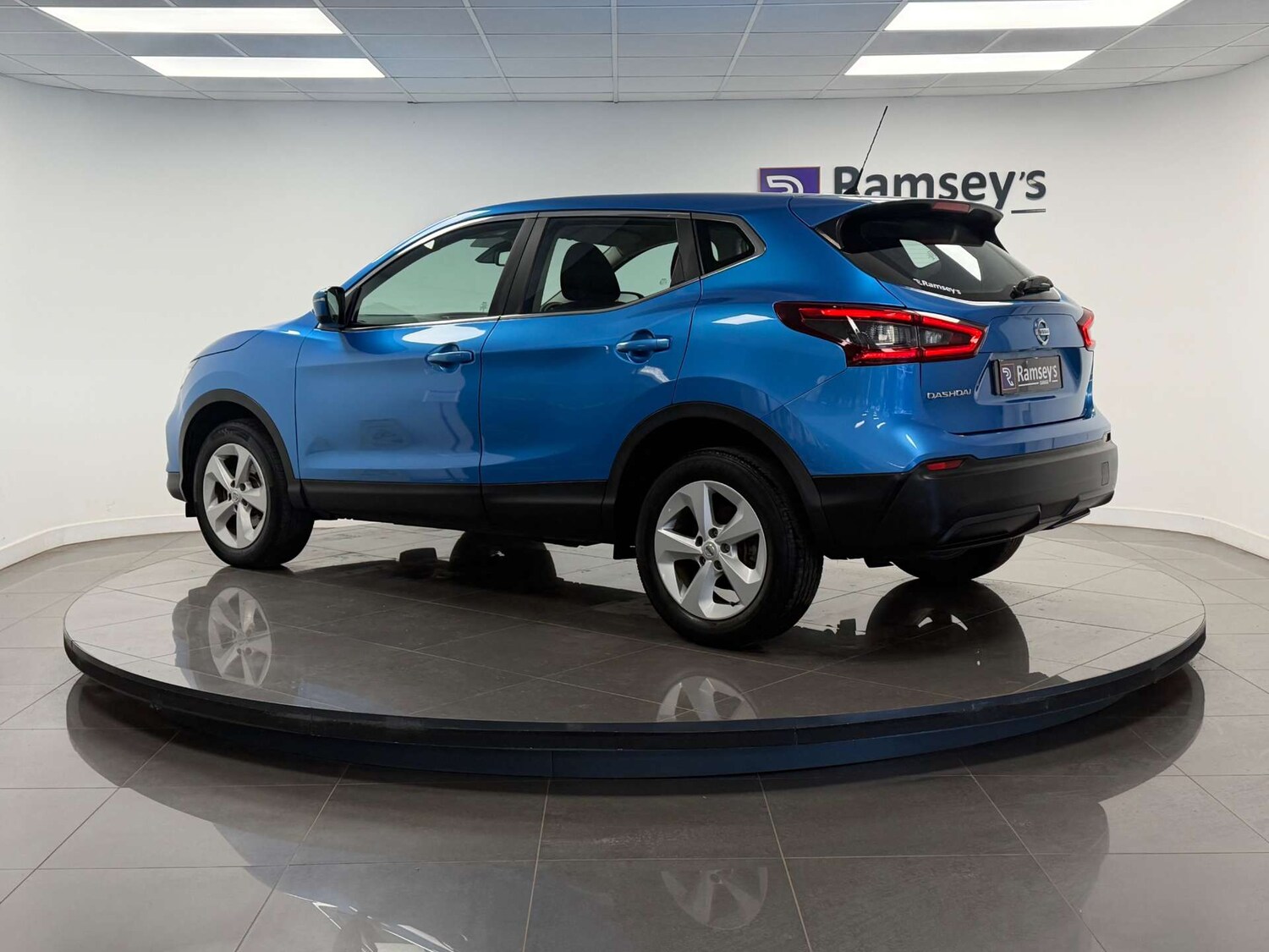 Used Nissan Qashqai 2017 for sale - 77506000: Photo 25