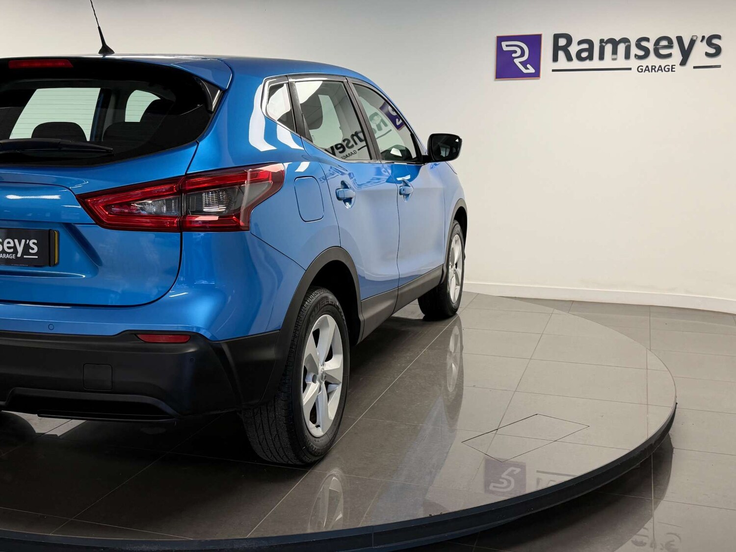 Used Nissan Qashqai 2017 for sale - 77506000: Photo 33