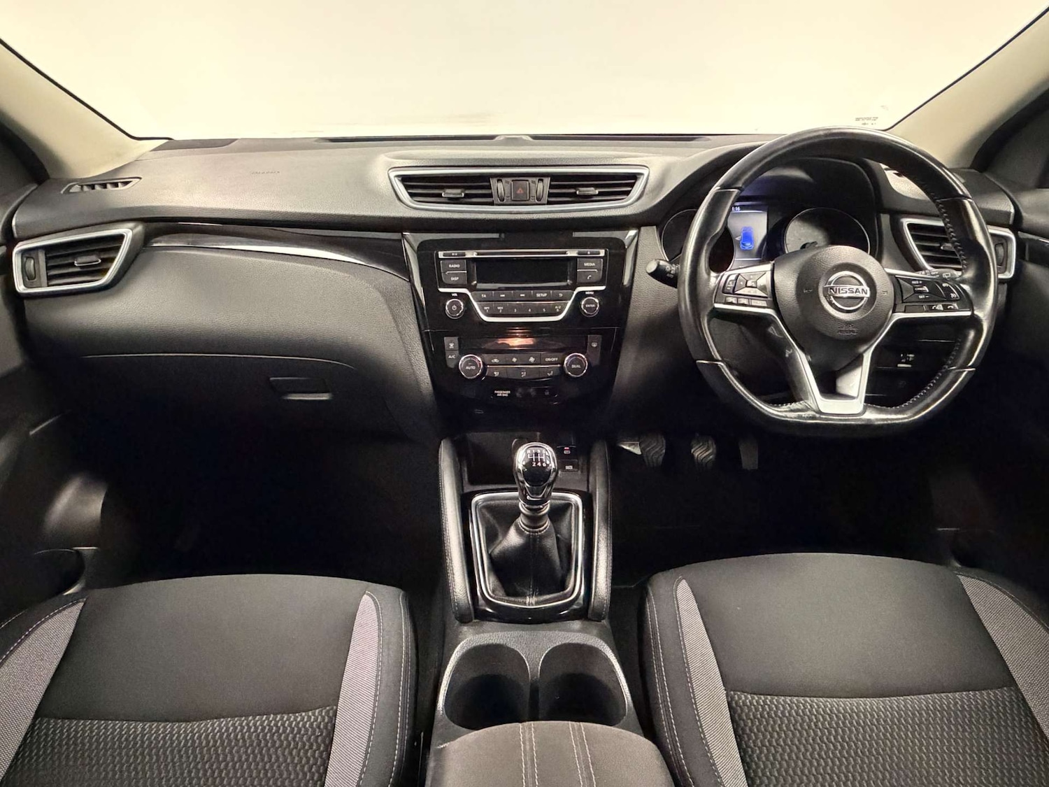 Used Nissan Qashqai 2017 for sale - 77506000: Photo 9