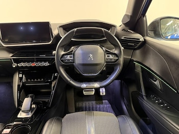 Used Peugeot E-208 2022 for sale - 76700597: Photo