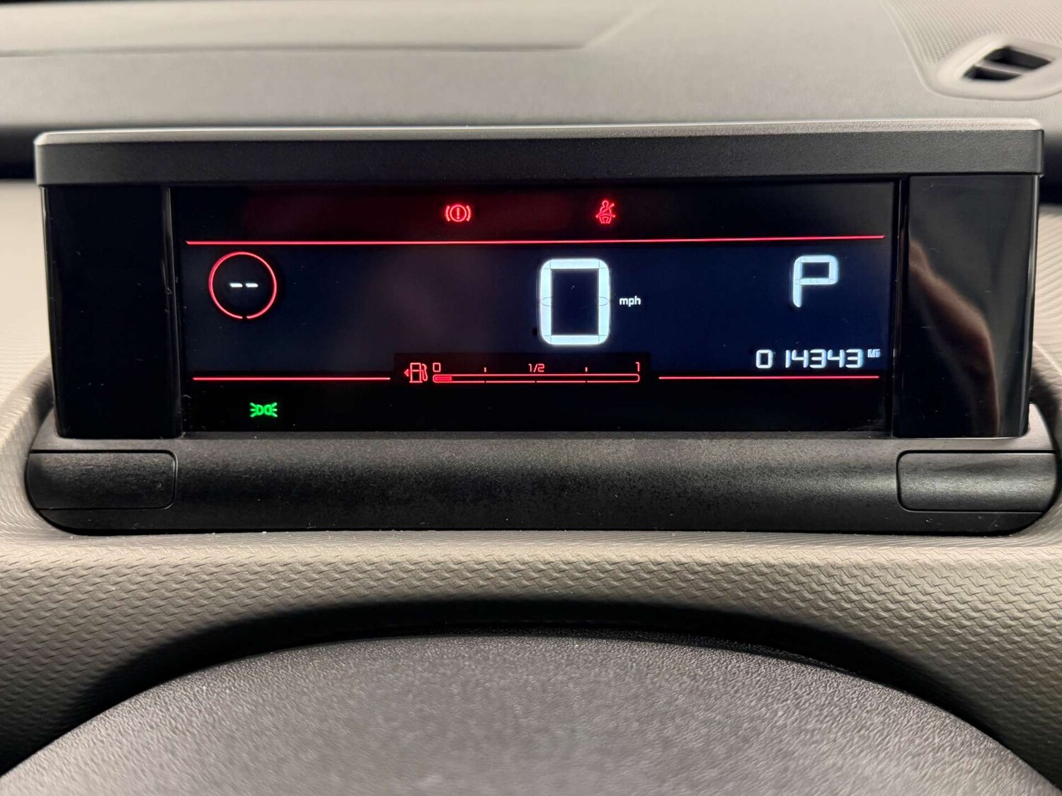 Used Citroen C4 Cactus 2018 for sale - 77505999: Photo 22