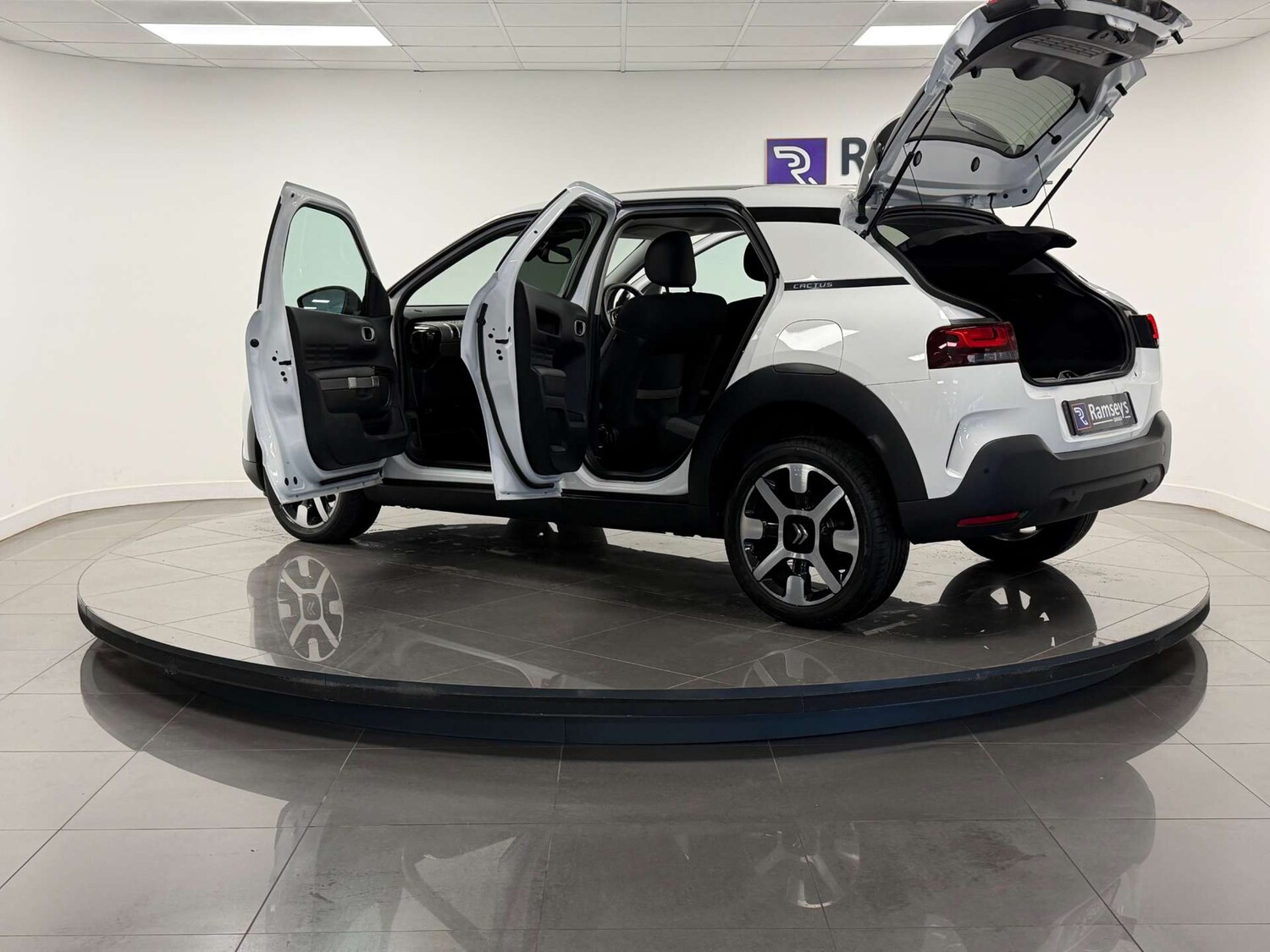 Used Citroen C4 Cactus 2018 for sale - 77505999: Photo 31