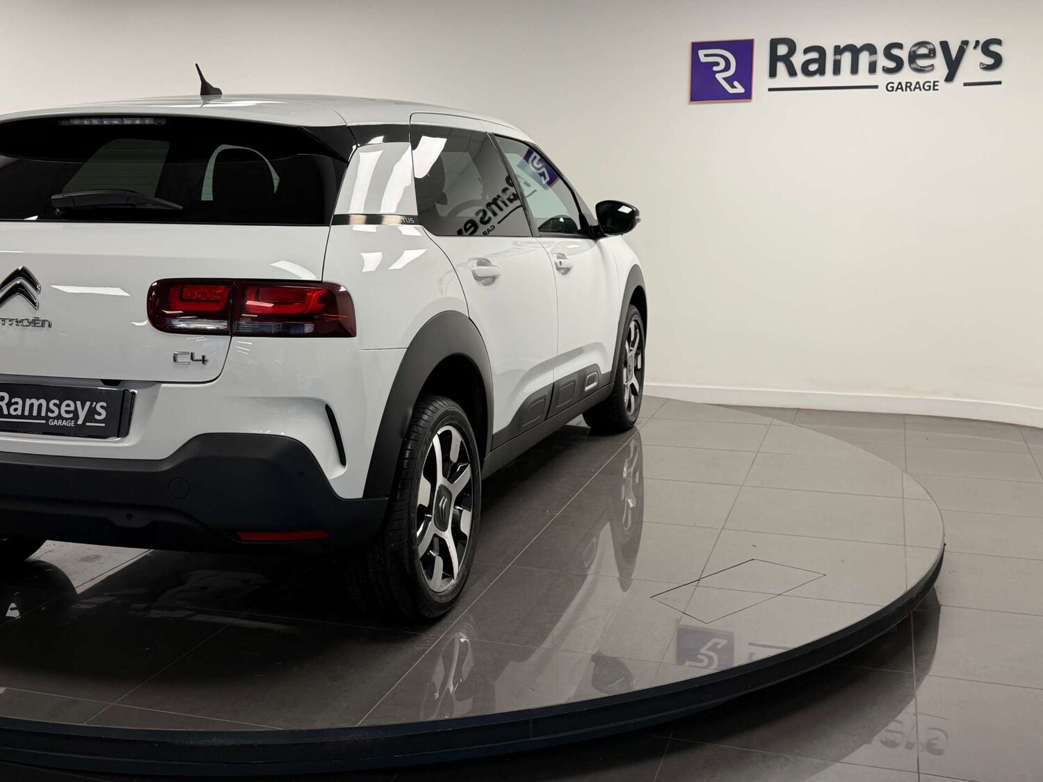 Used Citroen C4 Cactus 2018 for sale - 77505999: Photo 34