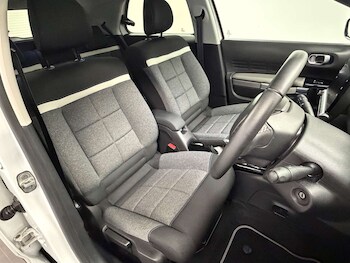 Used Citroen C4 Cactus 2018 for sale - 77505999: Photo