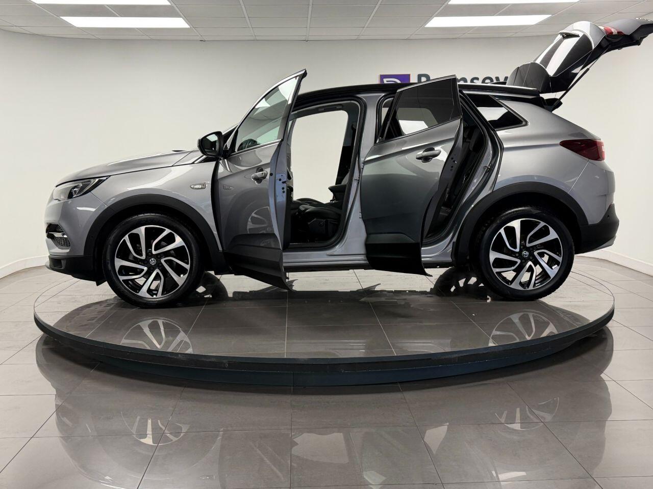 Used Vauxhall Grandland X 2019 for sale - 76701599: Photo 29