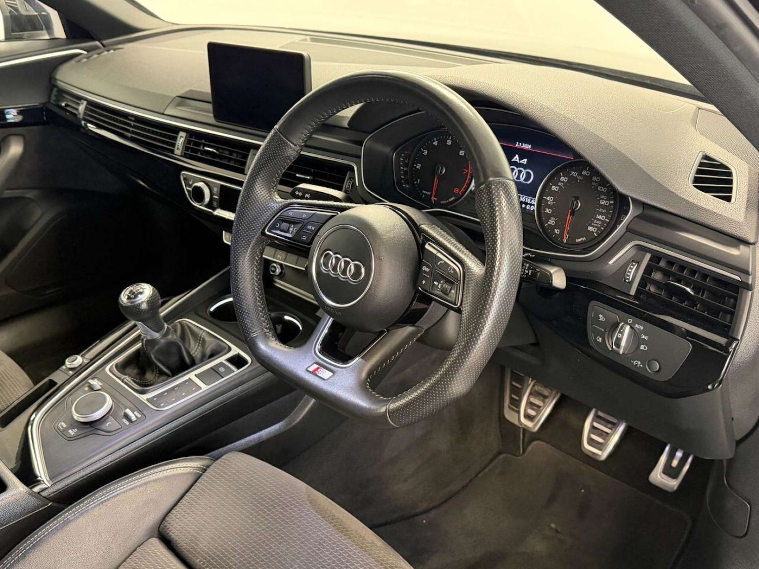Used Audi A4 2018 for sale - 77505988: Photo 13