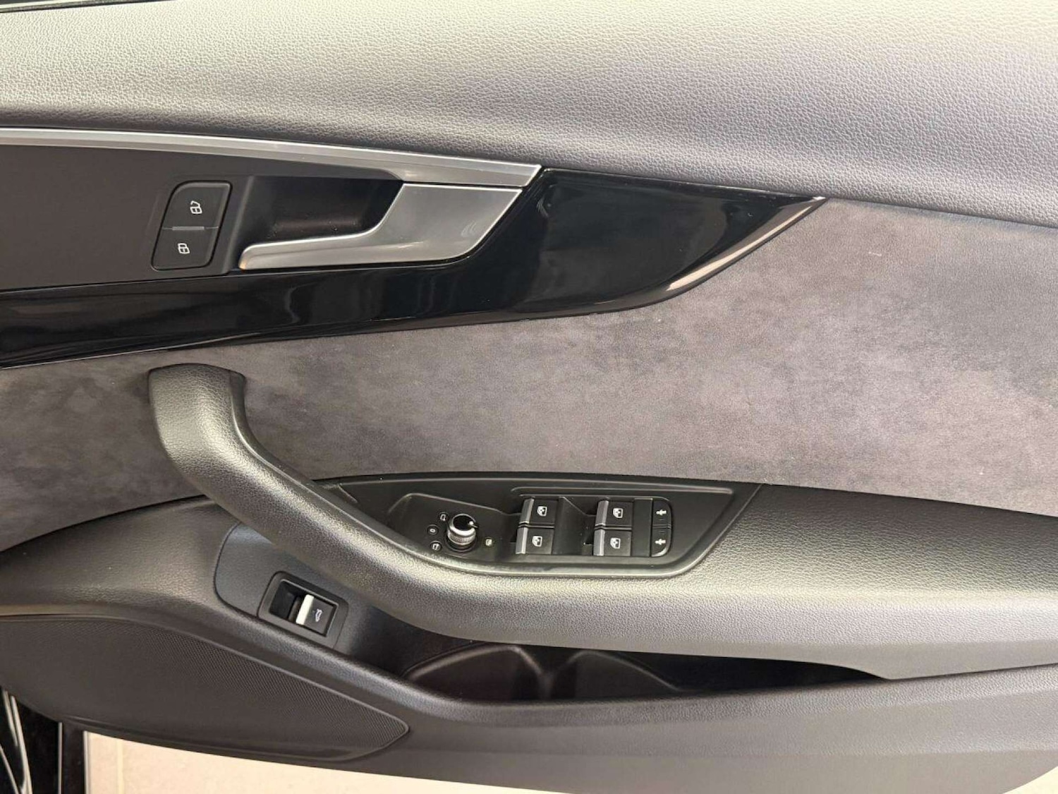 Used Audi A4 2018 for sale - 77505988: Photo 16