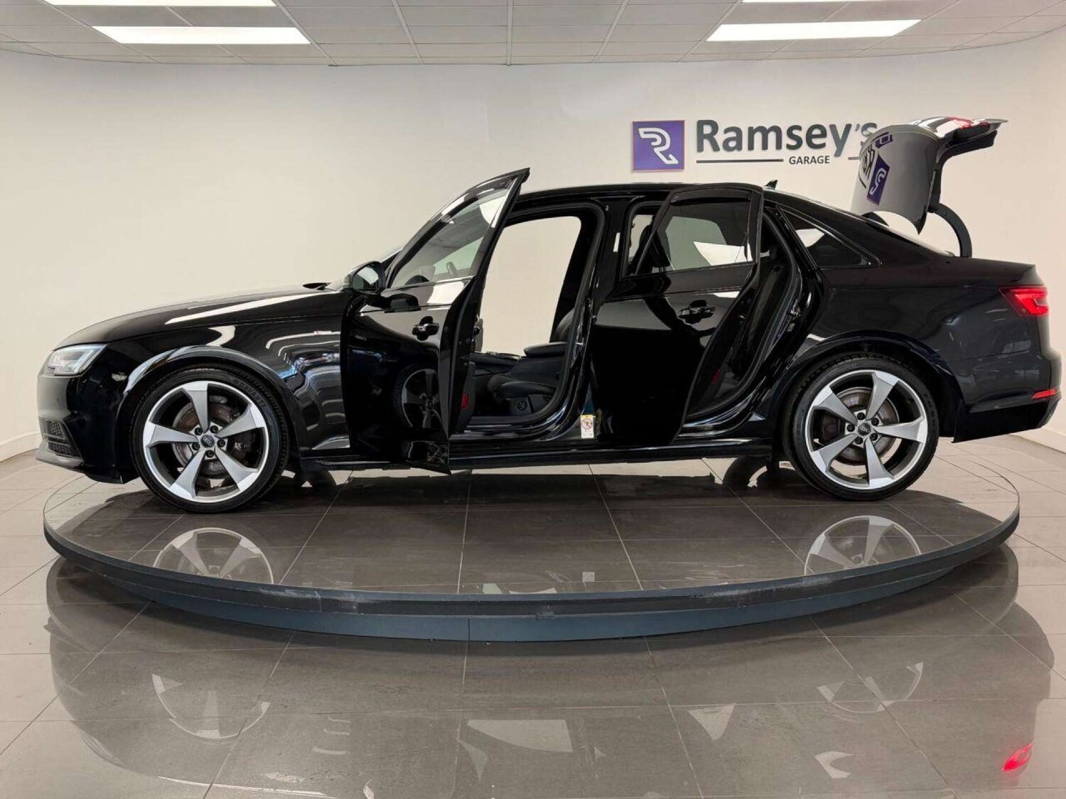 Used Audi A4 2018 for sale - 77505988: Photo 29