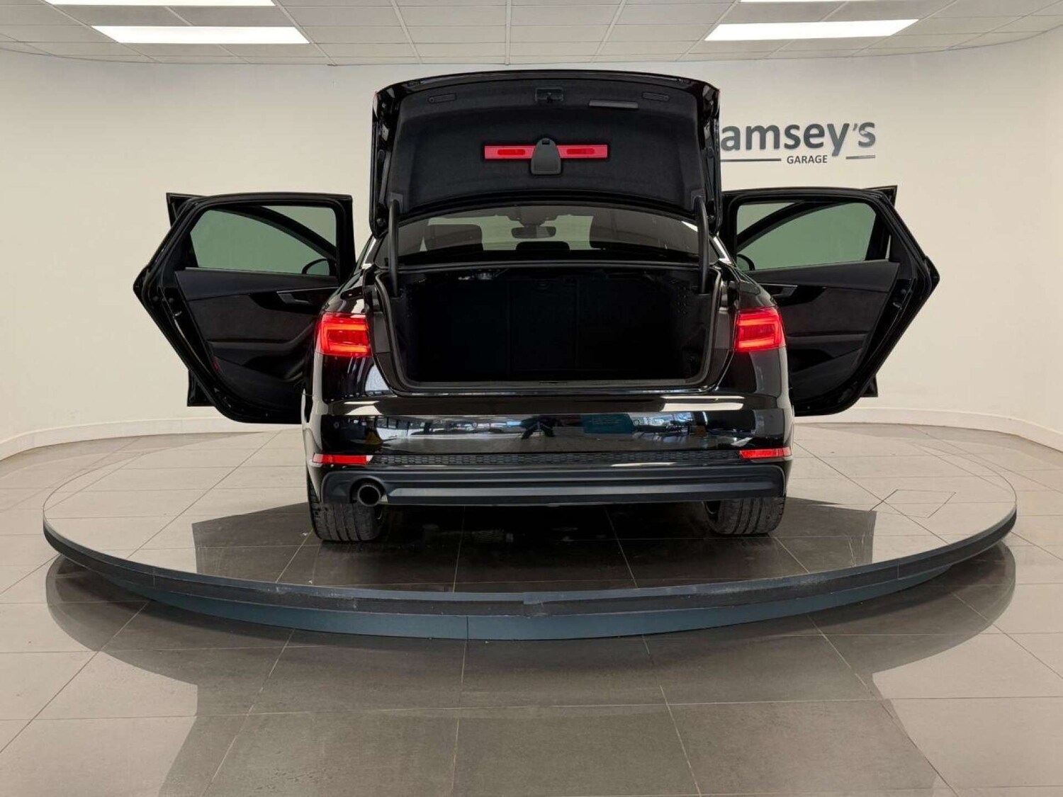 Used Audi A4 2018 for sale - 77505988: Photo 31