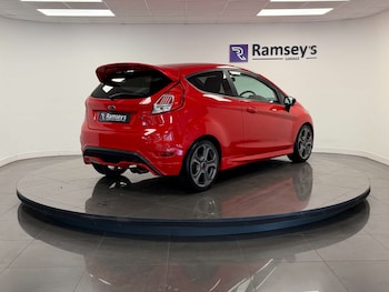 Used Ford Fiesta 2016 for sale - 77678692: Photo