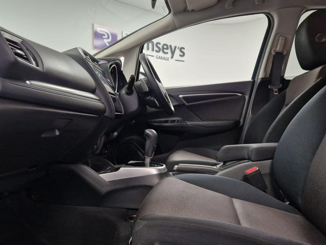 Used Honda Jazz 2016 for sale - 77066598: Photo 18