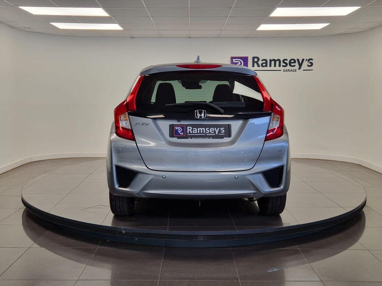 Used Honda Jazz 2016 for sale - 77066598: Photo 5