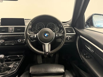 Used BMW 3 Series 2017 for sale - 76824798: Photo