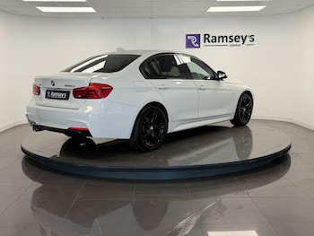 Used BMW 3 Series 2017 for sale - 76824798: Photo