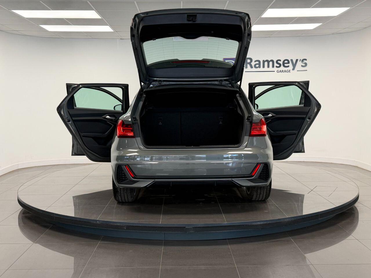 Used Audi A1 2020 for sale - 77120390: Photo 32