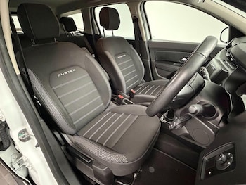 Used Dacia Duster 2019 for sale - 76771923: Photo