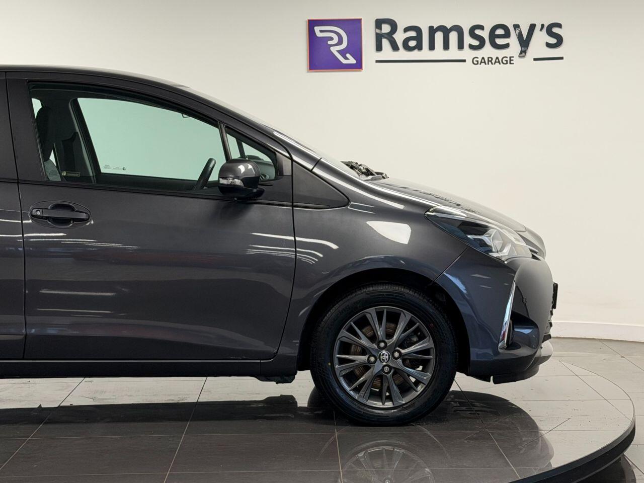 Used Toyota Yaris 2017 for sale - 76561887: Photo 23