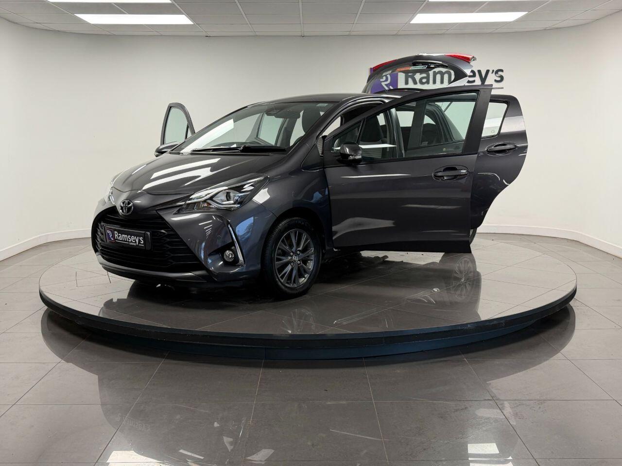 Used Toyota Yaris 2017 for sale - 76561887: Photo 29