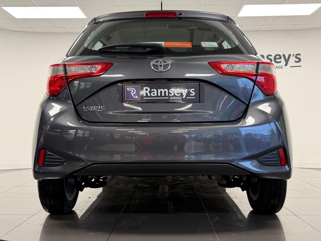 Used Toyota Yaris 2017 for sale - 76561887: Photo 33